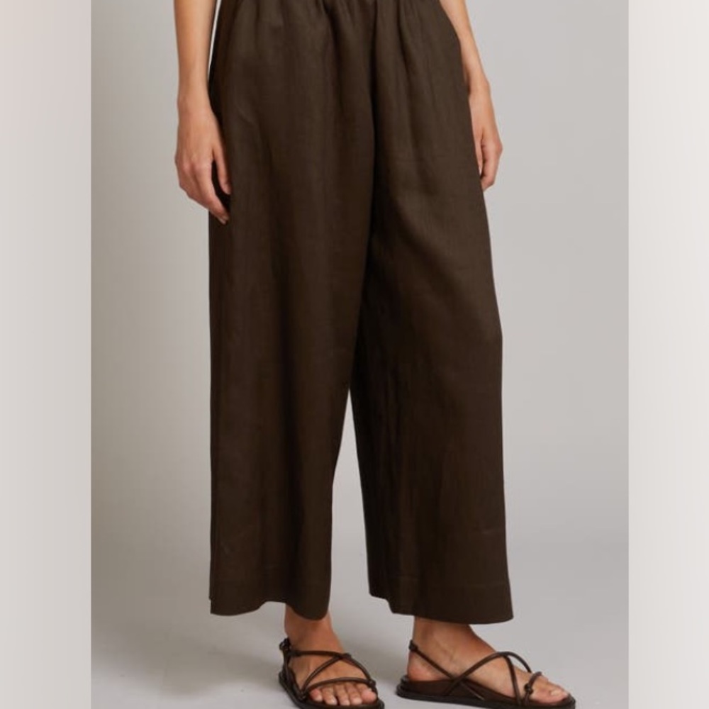 Wide Leg Cropped Pants in Dark Brown